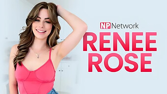 Η Renee Rose απολαμβάνει το στοματικό σεξ και συμμετέχει σε ένα σενάριο παιχνιδιού ρόλων με τον θετό αδερφό της