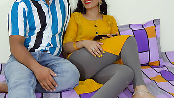 Priya, Una Joven India, Inicia Un Encuentro Sexual Con Su Hermanastro Después De Ver Una Película Para Adultos