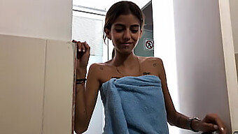 Young and gorgeous stepsis surprises me in the bath, takes my cum on her angelic face