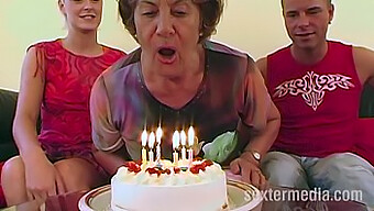 German Amateur Granny Gets Her Oral Fix