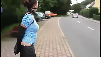 Armbinder A Ballgag Pro Veřejnou Hru