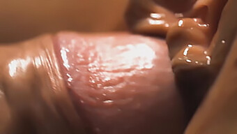 Intense Penetration With Maximum Detail In Homemade Video