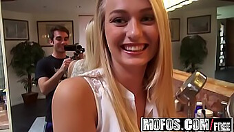 วิดีโอ Pov ของ Natalia Starr เซอร์ไพรส์ด้วยออรัลเซ็กซ์