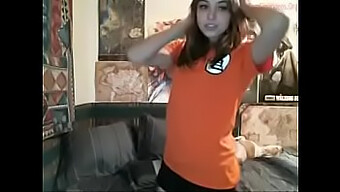 Dragonball-Inspired Amateur Dancer Shows Off Her Moves