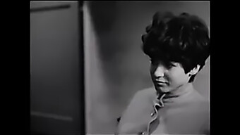 Filme Lésbico Suave Sobre El Amor De Las Hermanas (1968)