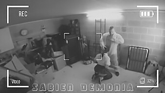 La Rencontre Intime De Sabien Demonia Avec Un Employé De L'École Capturée Sur Cctv